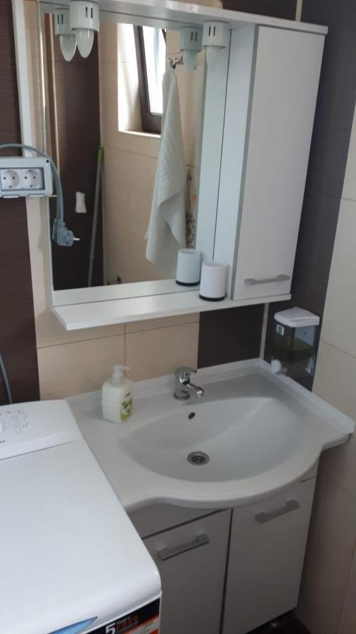 Apartament Lulu Mamaia Nord, 3 Minute De Plaja Năvodari Buitenkant foto