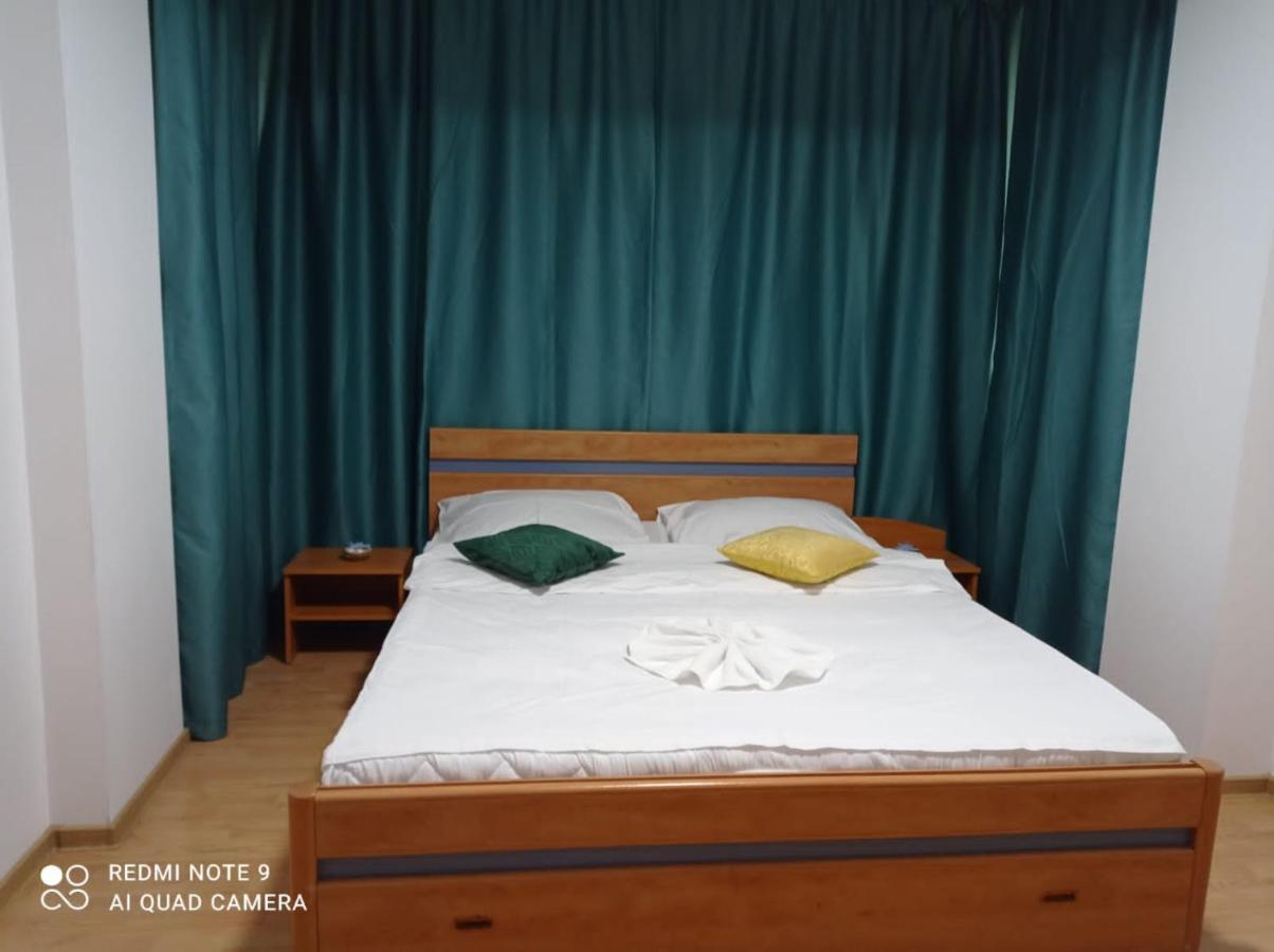 Apartament Lulu Mamaia Nord, 3 Minute De Plaja Năvodari Buitenkant foto